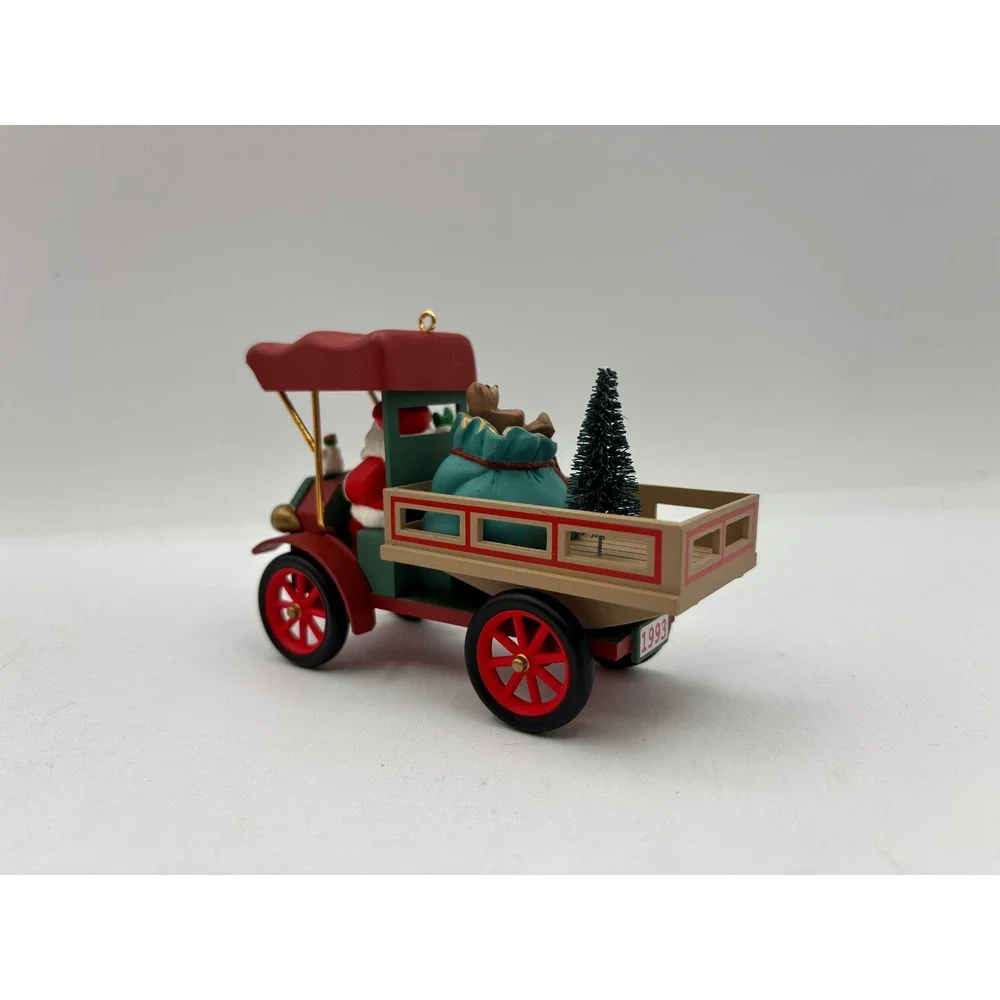 Hallmark Keepsake Ornament 1993 Vintage Happy Haul-idays 15th in the Series